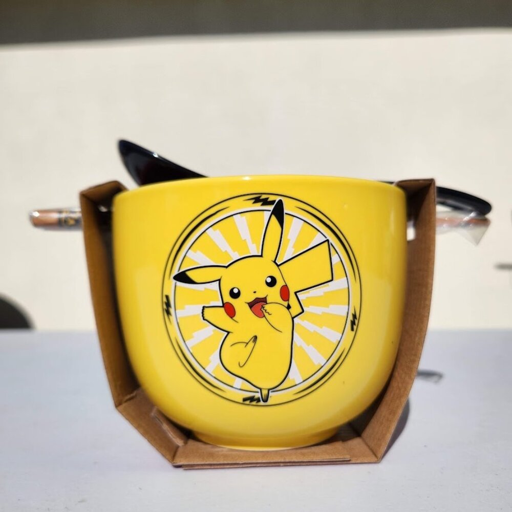 NEW Pokemon Pikachu Ceramic Ramen Bowl Chopsticks and Spoon Microwave Safe 20 oz